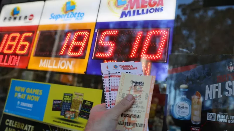 Por que prêmios de loteria dos EUA são cada vez mais altos - e difíceis de ganhar