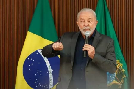 Lula: “Derrotamos o Bolsonaro, mas temos que derrotar os fanáticos”