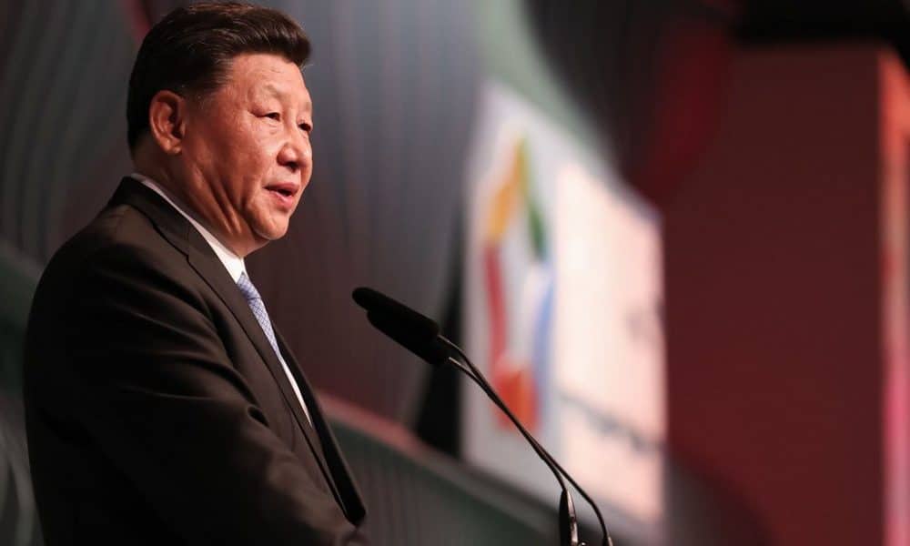 Xi Jinping reconhece, de maneira rara, dificuldades no enfrentamento da covid-19