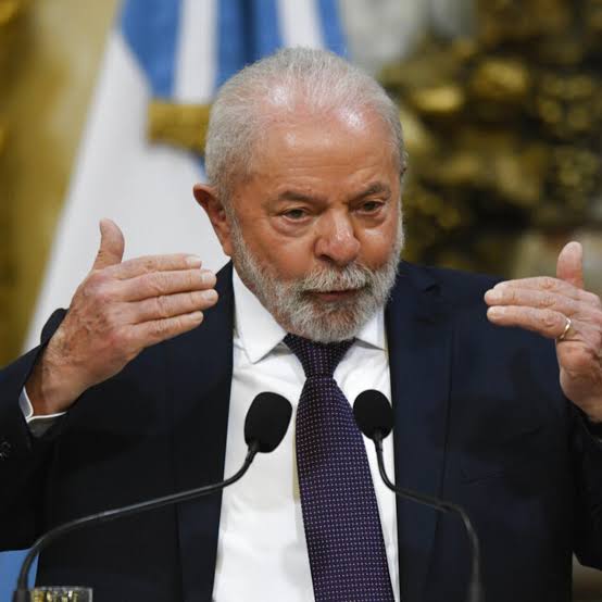 Lula participa da reunião da cúpula da Celac, em Buenos Aires, nesta terça (24)
