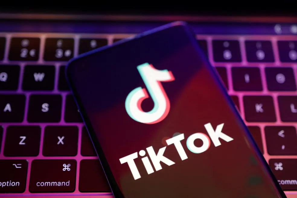 União Europeia ordena que funcionários apaguem TikTok de celulares