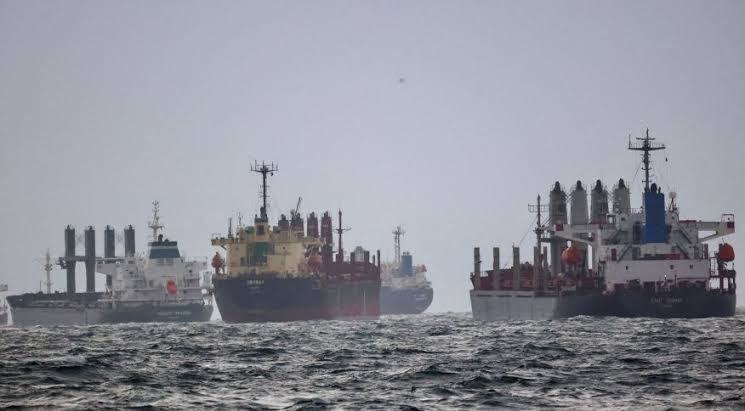 Acordo de grãos do Mar Negro expira hoje após suspensão da Rússia
