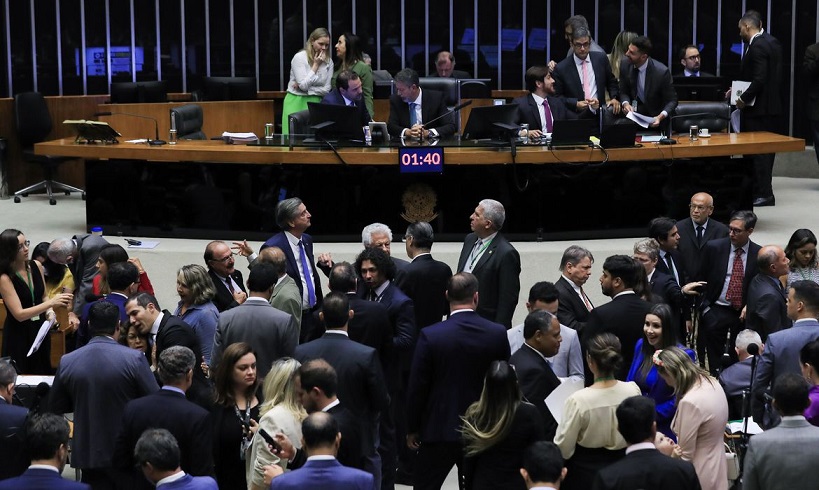 Câmara dos Deputados aprova urgência e minirreforma eleitoral vai a Plenário